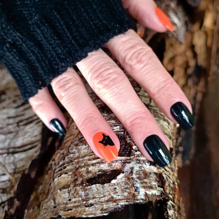 salems-nightmare-halloween-nails-set-uv-nagelfolien-manifix-sheets
