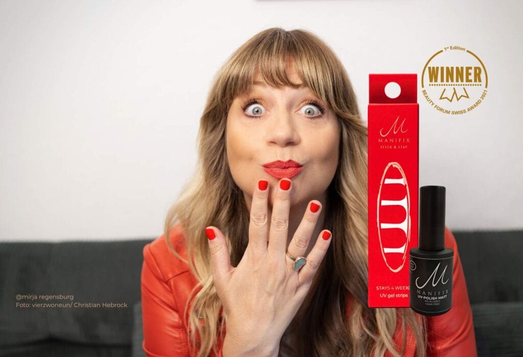 MANIFIX NAGELFOLIEN 1 nagelfolien-manifix-fuer-gelnaegel-zum-aufkleben