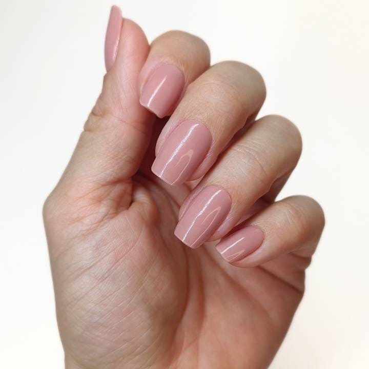 Effektive Alternativen für schnelle Trocknung Ihrer Nägel – Schluss mit dem Warten! 3 truffle-nature-uv-nagelfolie-manifix