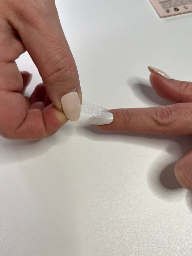 5 einfache DIY Designs für deine Nägel zu Weihnachten & Silvester