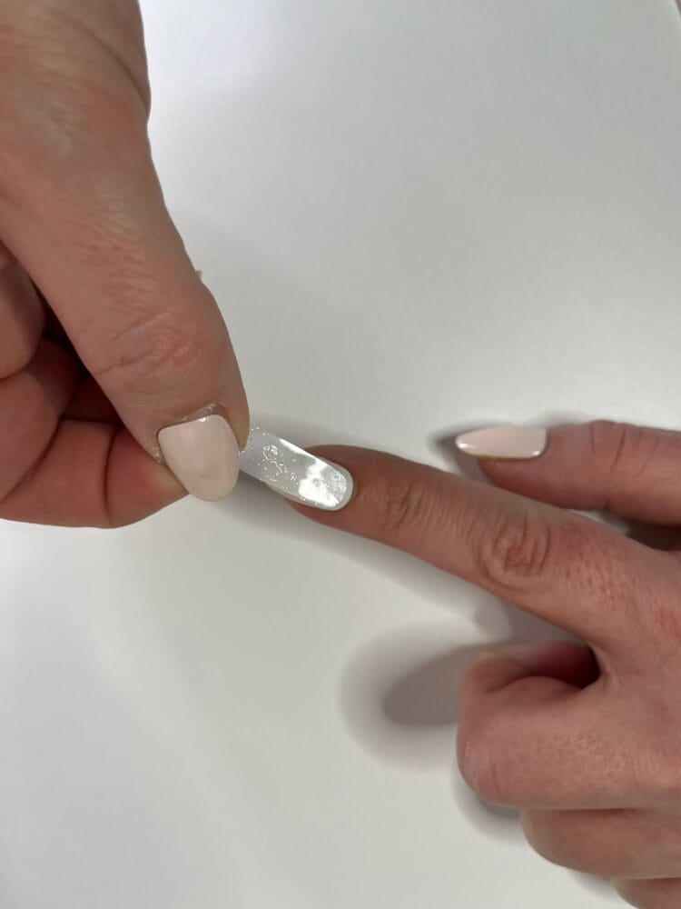 5 einfache DIY Designs für deine Nägel zu Weihnachten & Silvester