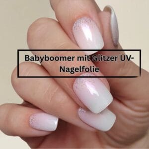 Maniküre 28 Glitzer Weihnachtsnägel: So bringst du deine Nägel an Weihnachten zum Strahlen