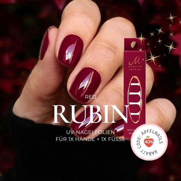 Weihnachtsnägel Design: Glitzer, Rot & Trendfarben für die Feiertage