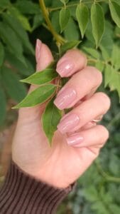 Schlichte Nägel für jeden Anlass